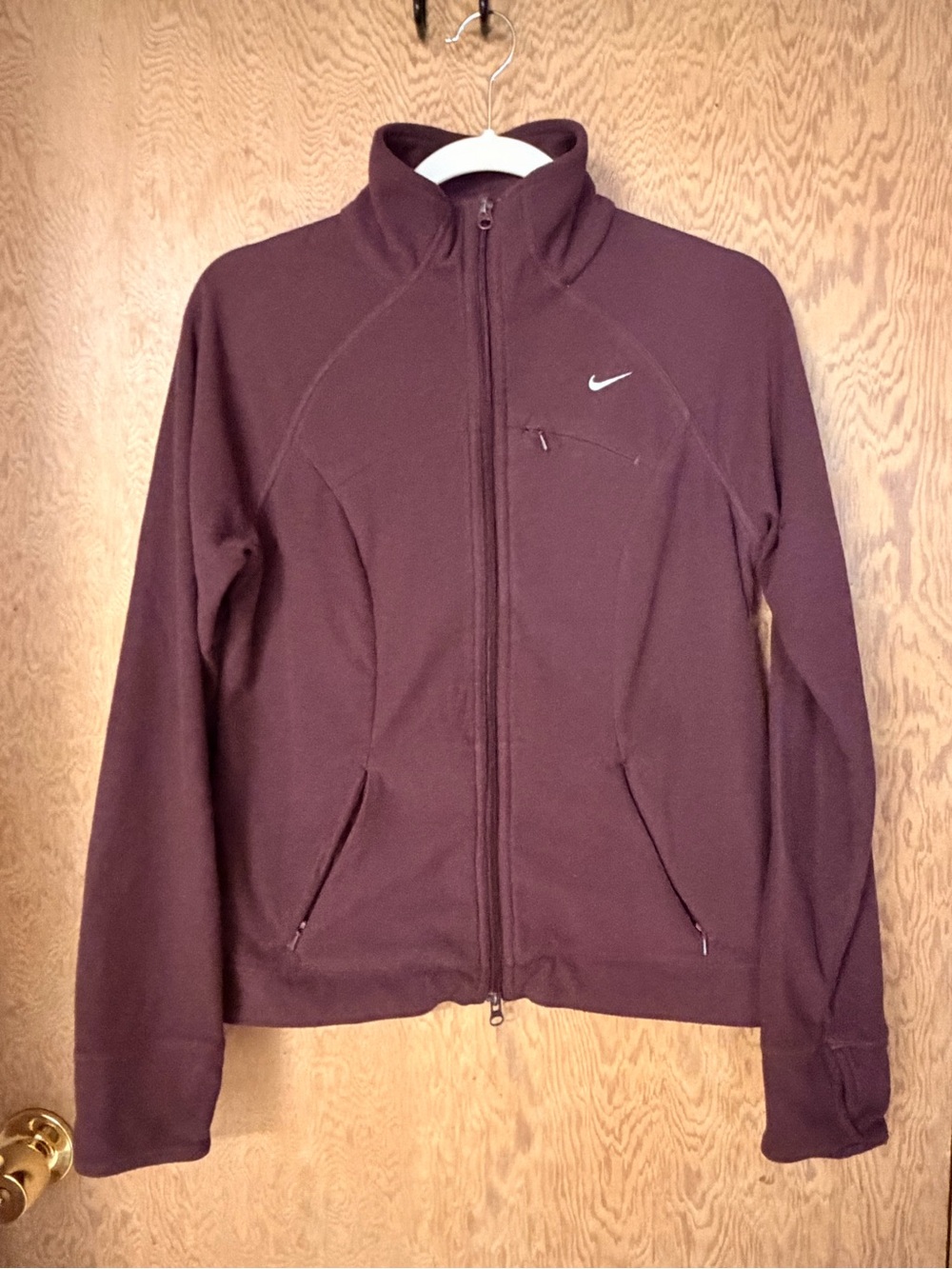 Nike Women's Full-Zip Utility Fleece Jacket in Burgundy